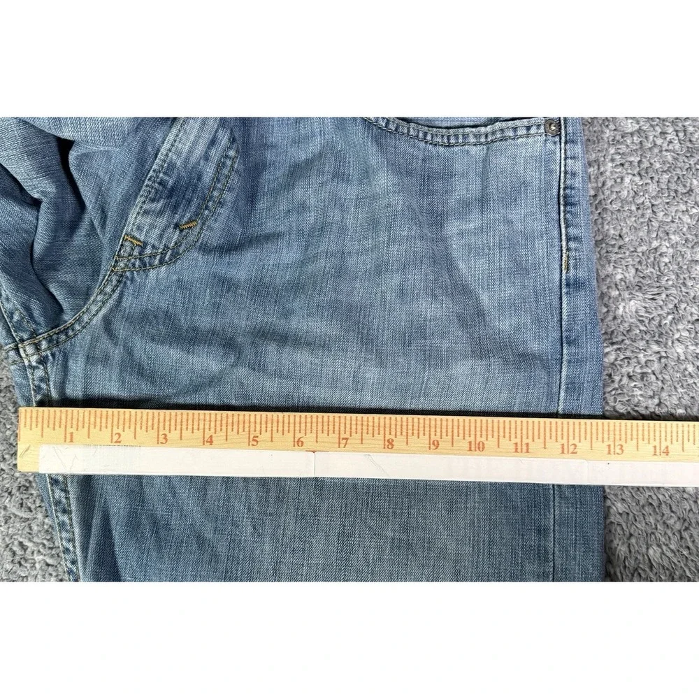 Levis 569 Jeans Blue Relaxed Straight Fit Light Wash Mens Size 34x32 FITS 36x32